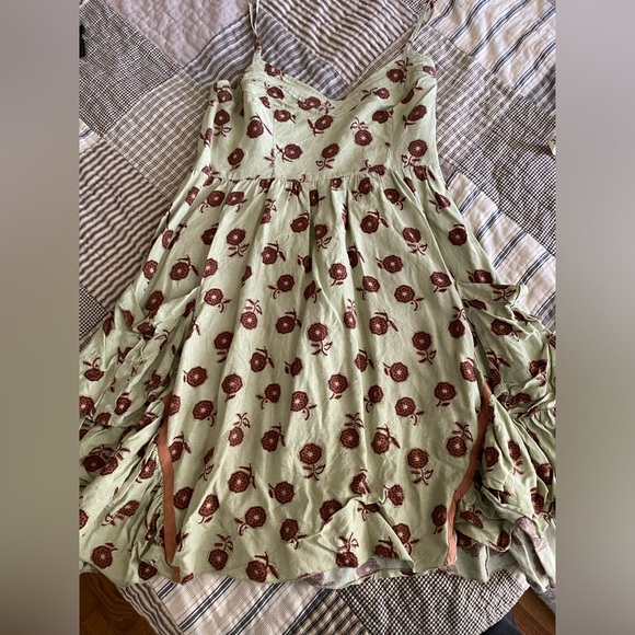 Free people dress.. size 0, needs strap repaired! - Picture 1 of 5
